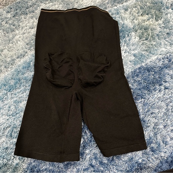 THALIA SODI spanx! - Picture 6 of 6